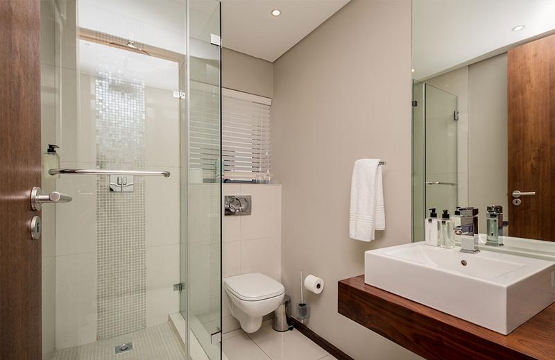 4 Bedroom Property for Sale in Bloubergstrand Western Cape